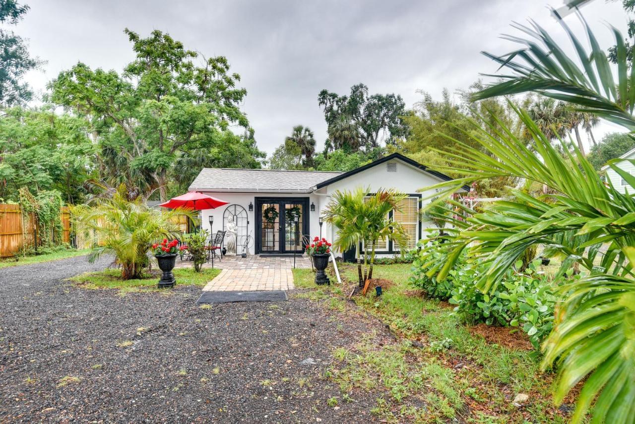 New Smyrna Beach Cottage About 1 Mi To Downtown! Exterior photo